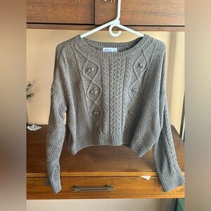 Medium cropped sweater